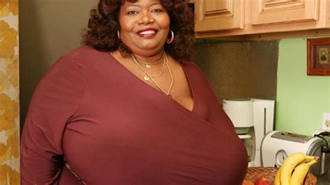 lady with biggest boobs in the world|Norma Stitz, Woman With World's Biggest Natural Breasts: 'I.